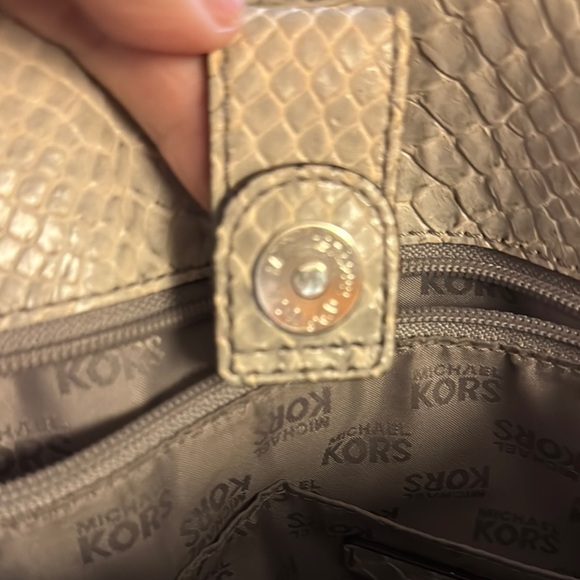 Michael Kors Tan Leather Handbag - Picture 5 of 12